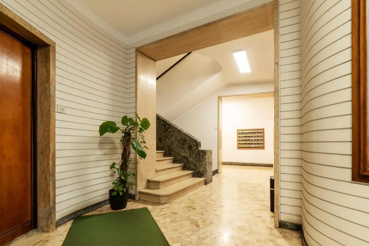 Clodia Apartments Roma Italia